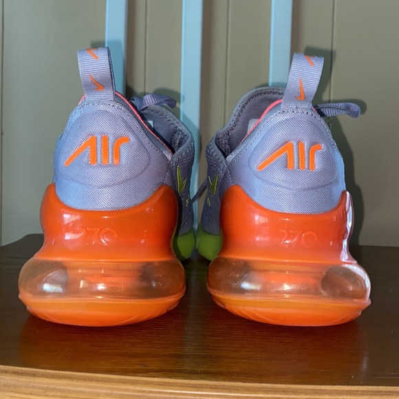 Nike 270s - Picture 2 of 9